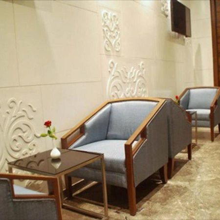 The Gaur Hotel Chandigarh Ngoại thất bức ảnh