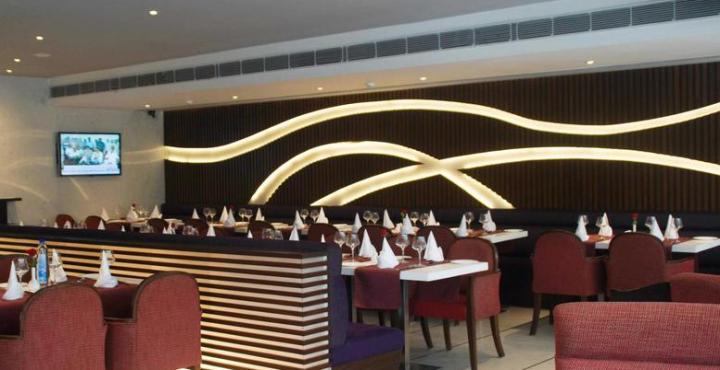 The Gaur Hotel Chandigarh Ngoại thất bức ảnh