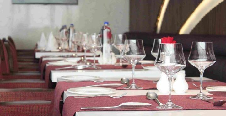 The Gaur Hotel Chandigarh Ngoại thất bức ảnh